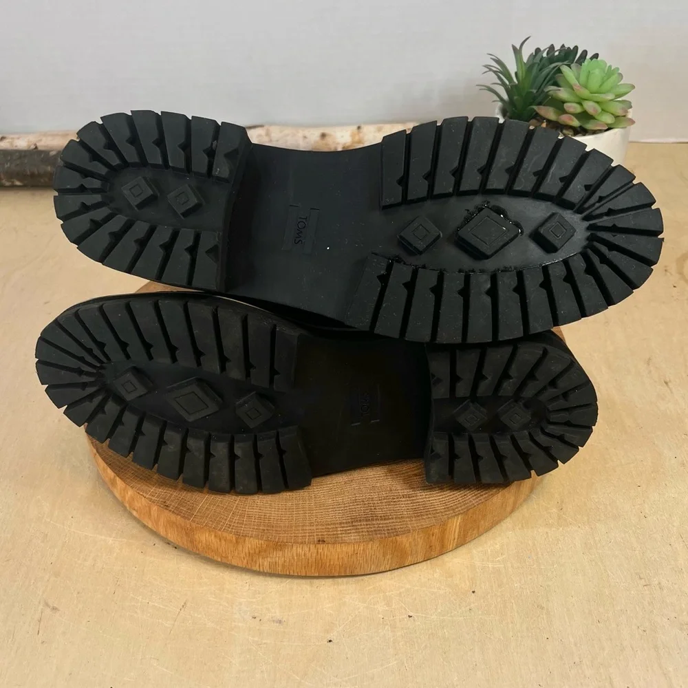 TOMS | Dakota Water Resistant Leather Lugged Chelsea Boots Size 8.5 - Picture 16 of 16